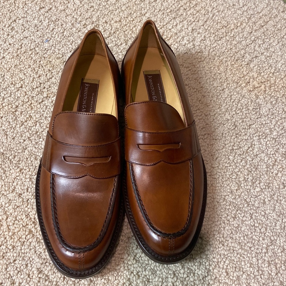 Johnston and Murphy brown loafer worn once